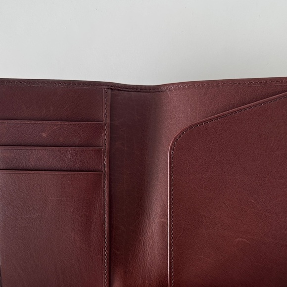 Coach Chocolate Brown Men Leather Card and Passport Holder - Picture 10 of 10